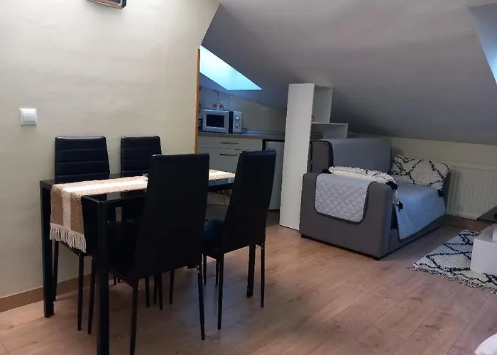 Atico Mary Aguilar de Campóo